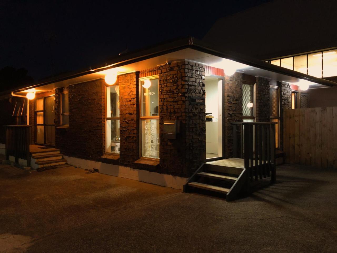 Pupuke Manor Motel Auckland Exterior photo